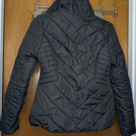 Maralyn And Me Hooded Puffer Coat With Faux Fur Trim - Picture 2 of 2